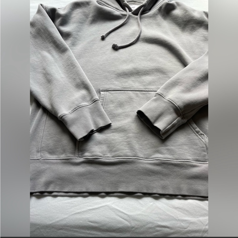 Aritzia boyfriend hoodie - Picture 2 of 3